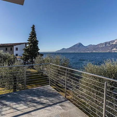 Daire Luthien Brenzone sul Garda