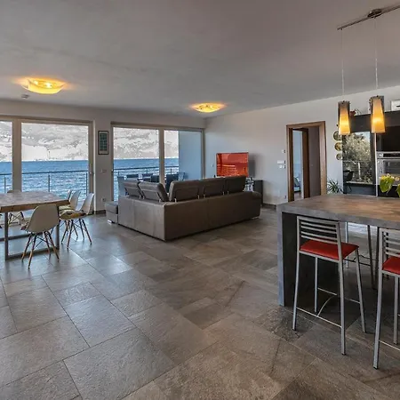 Luthien Apartment